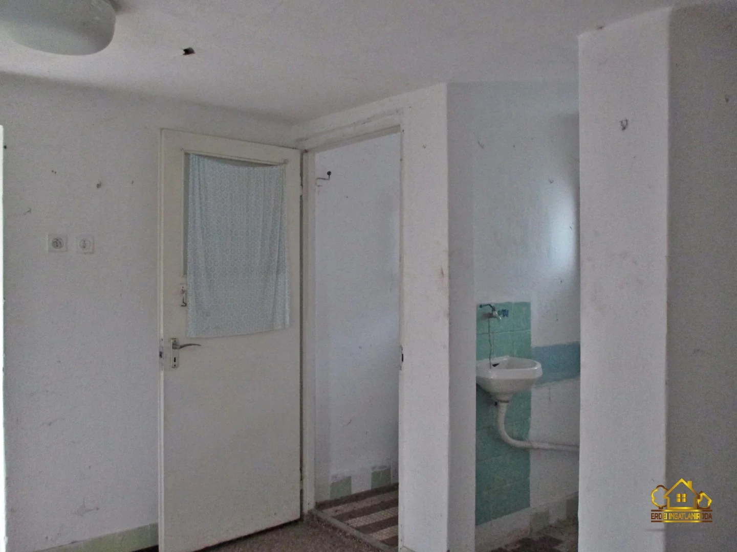 Eladó családi ház Dunavarsányon - Kép 4