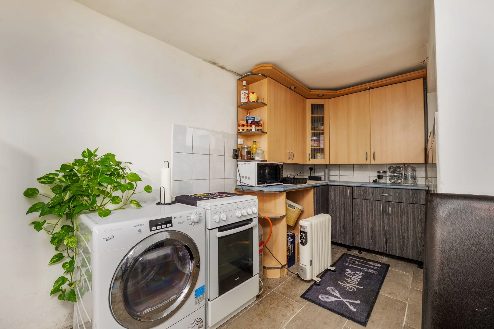 Eladó családi ház Sárisápon - Kép 16