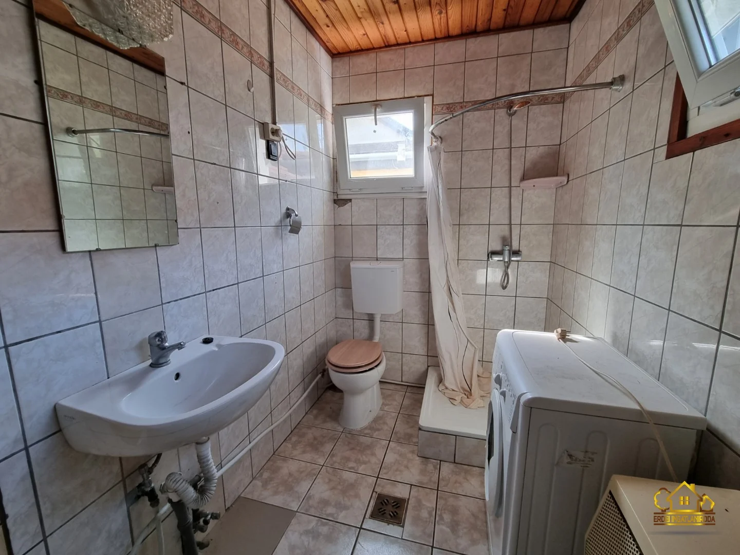 Eladó önálló nyaraló nyaraló / üdülő Dunavarsányon - Kép 4