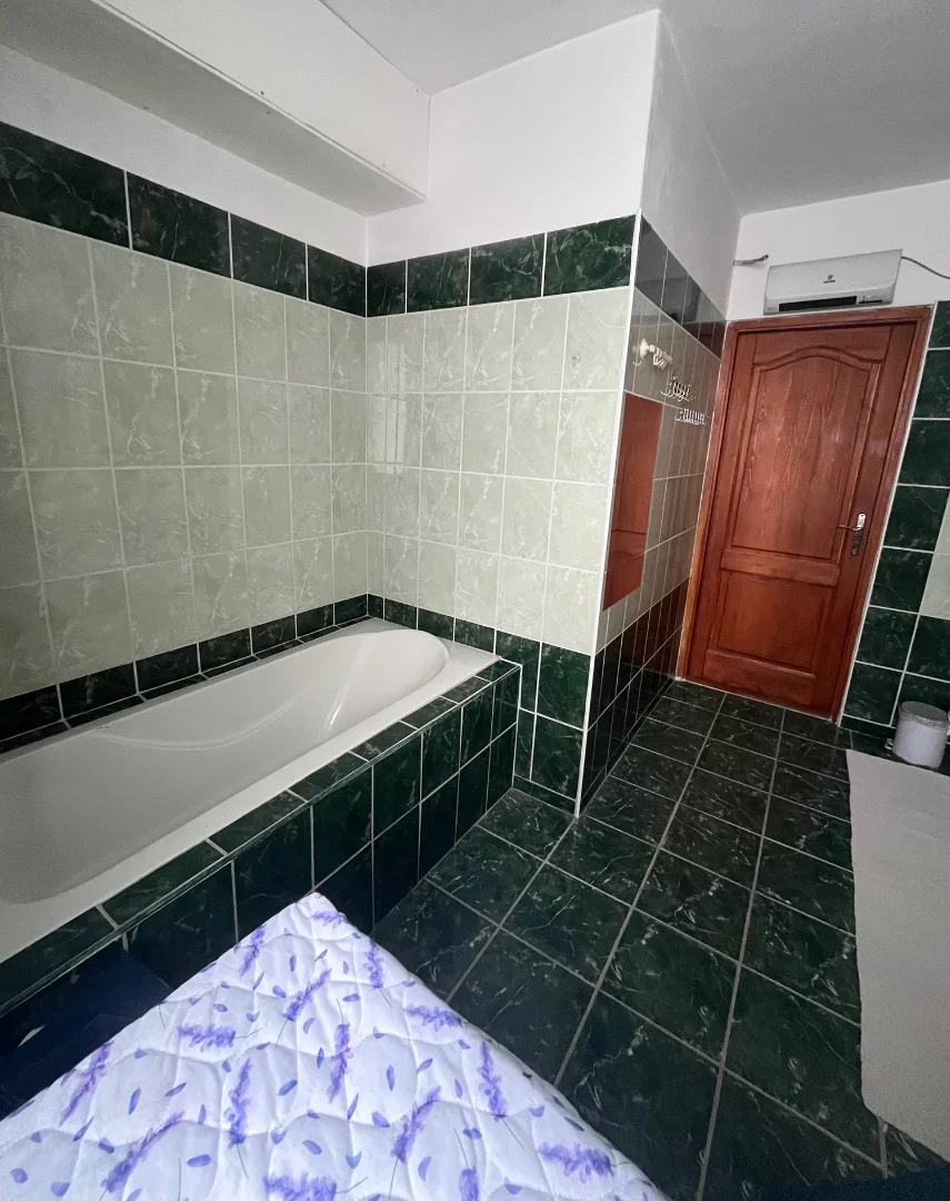 Eladó családi ház Cegléden - Kép 11