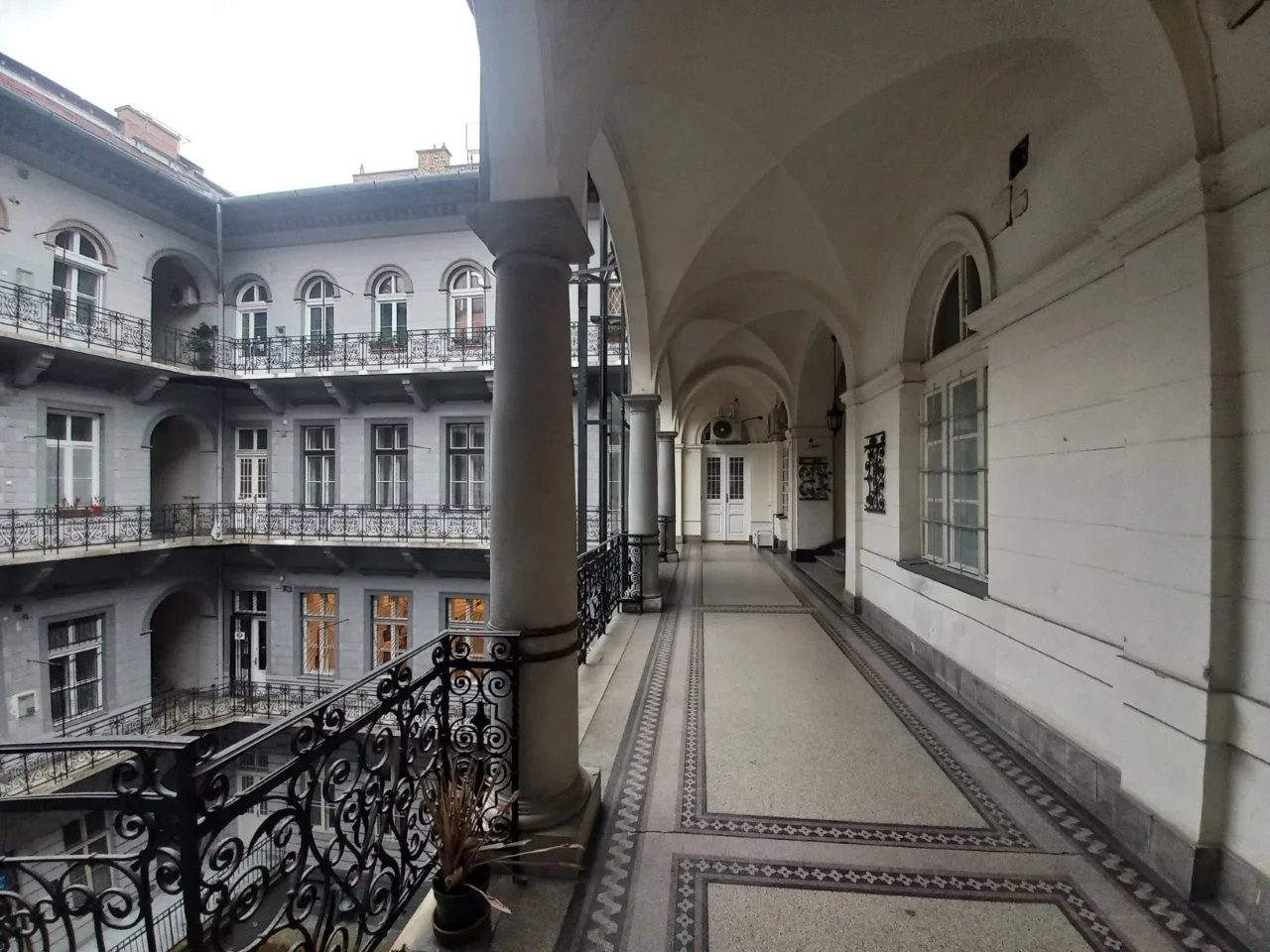 Eladó tégla lakás Budapest 06. ker.en - Kép 17