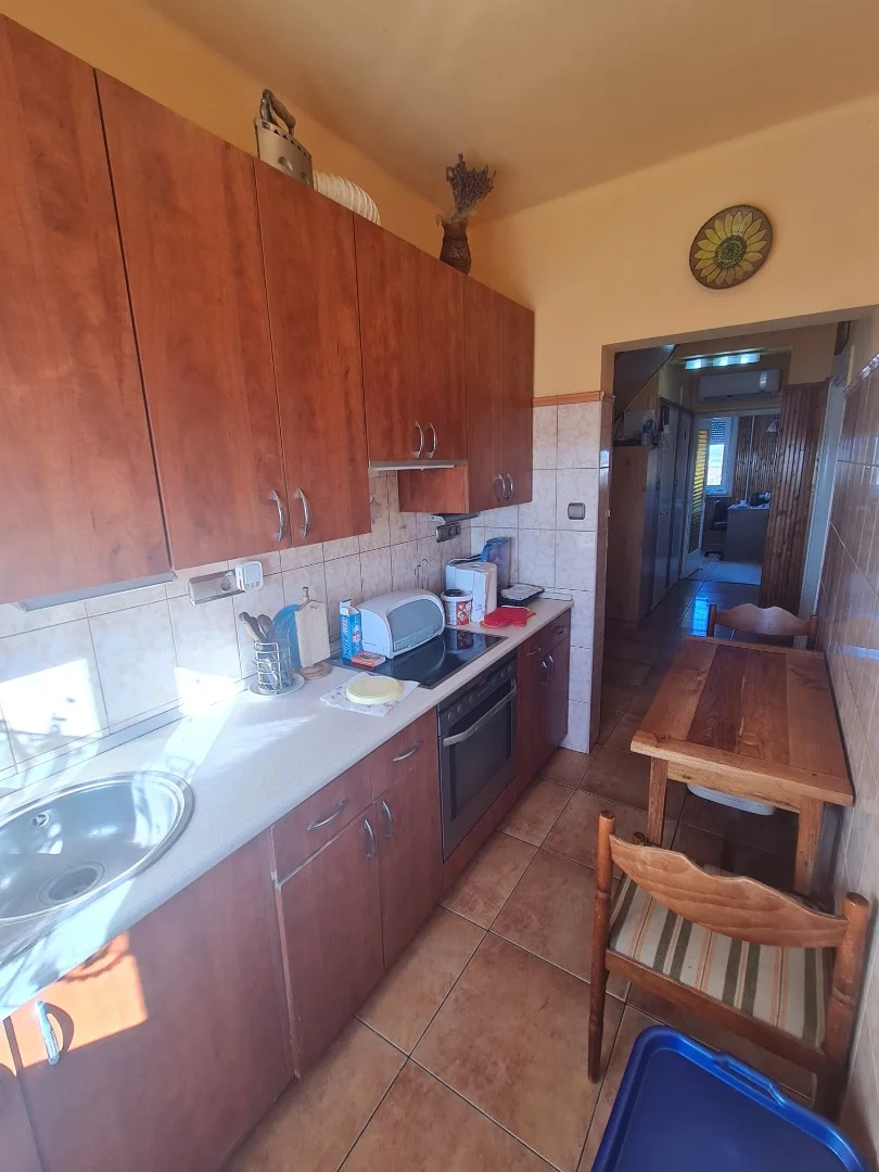 Eladó tégla lakás Székesfehérváron - Kép 4