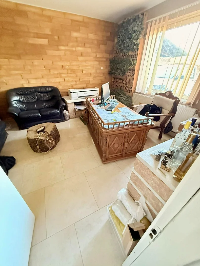 Eladó üzlet iroda / üzlet / kereskedelmi / szolgáltató Miskolcon - Kép 7