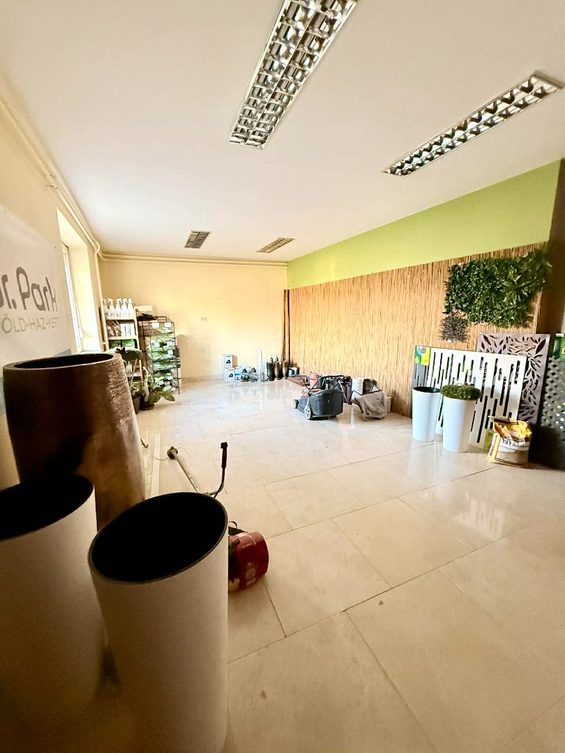 Eladó üzlet iroda / üzlet / kereskedelmi / szolgáltató Miskolcon - Kép 14