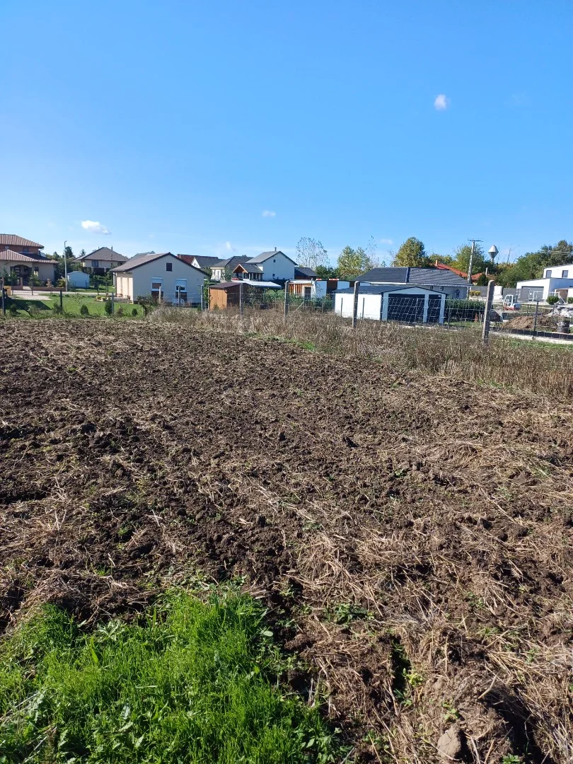 Eladó építési telek Balatonszabadin