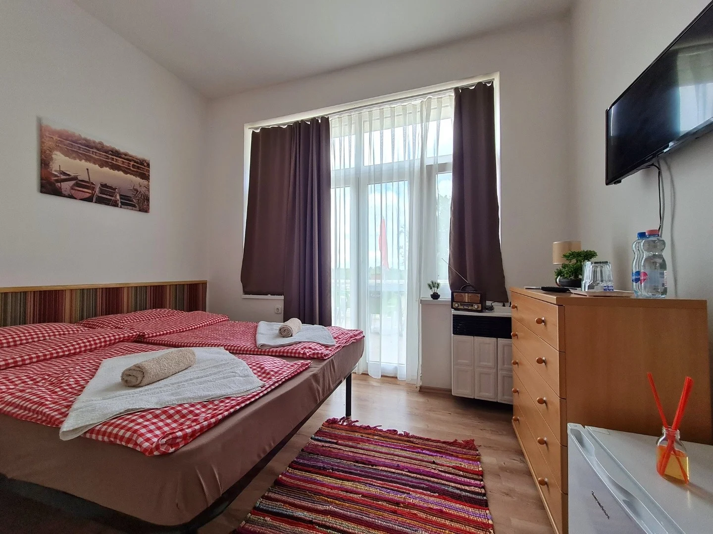 Eladó hotel, szálloda iroda / üzlet / kereskedelmi / szolgáltató Dunapatajon - Kép 6
