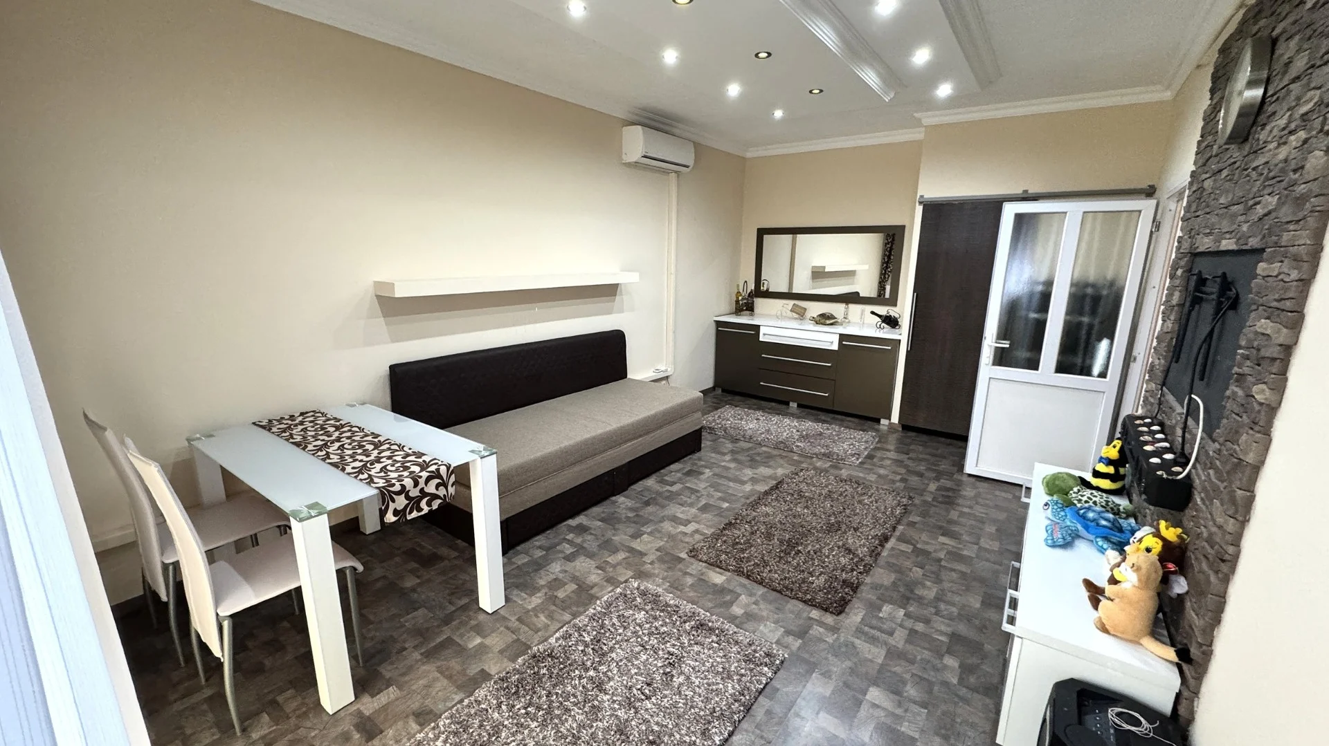 Eladó tégla lakás Nyíregyházán - Kép 4