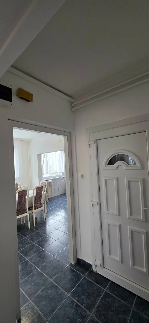 Eladó panel lakás Debrecenben - Kép 5