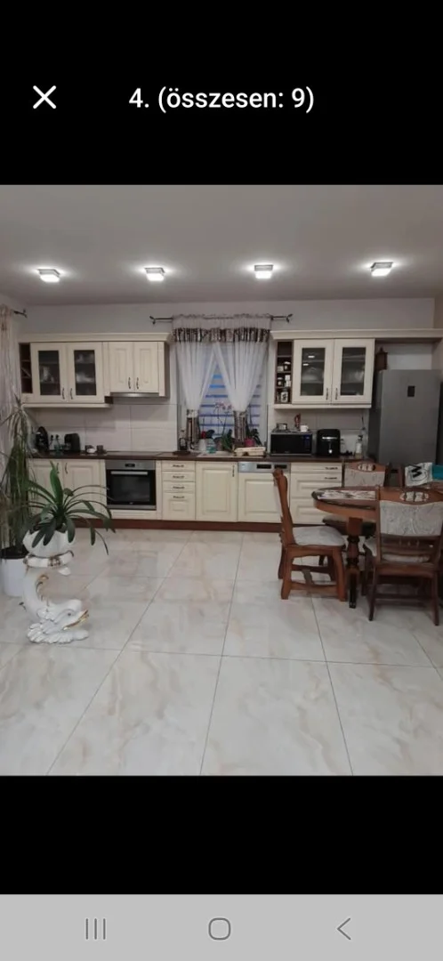 Eladó családi ház Gödöllőn - Kép 4