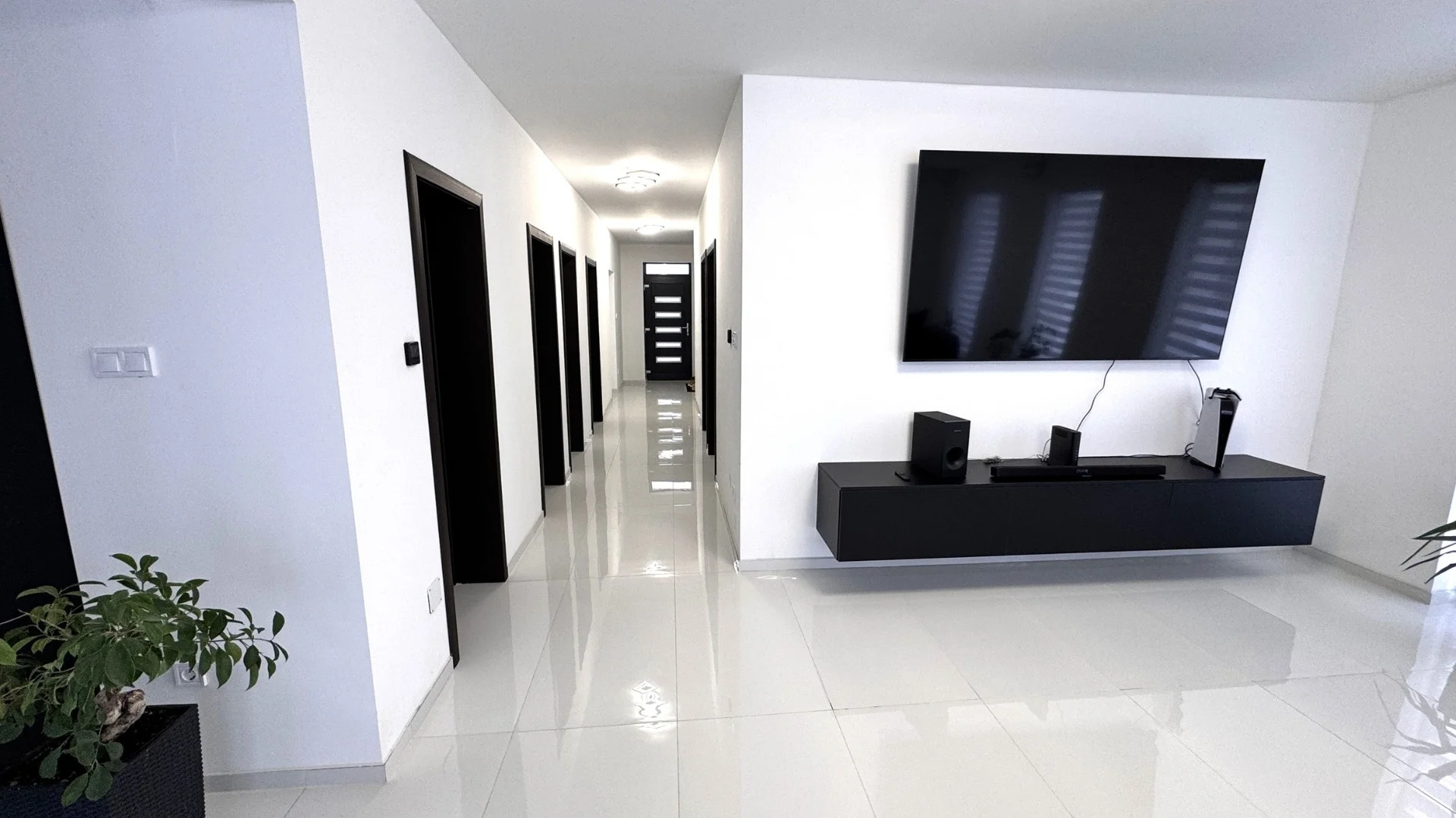 Eladó családi ház Nyíregyházán - Kép 16