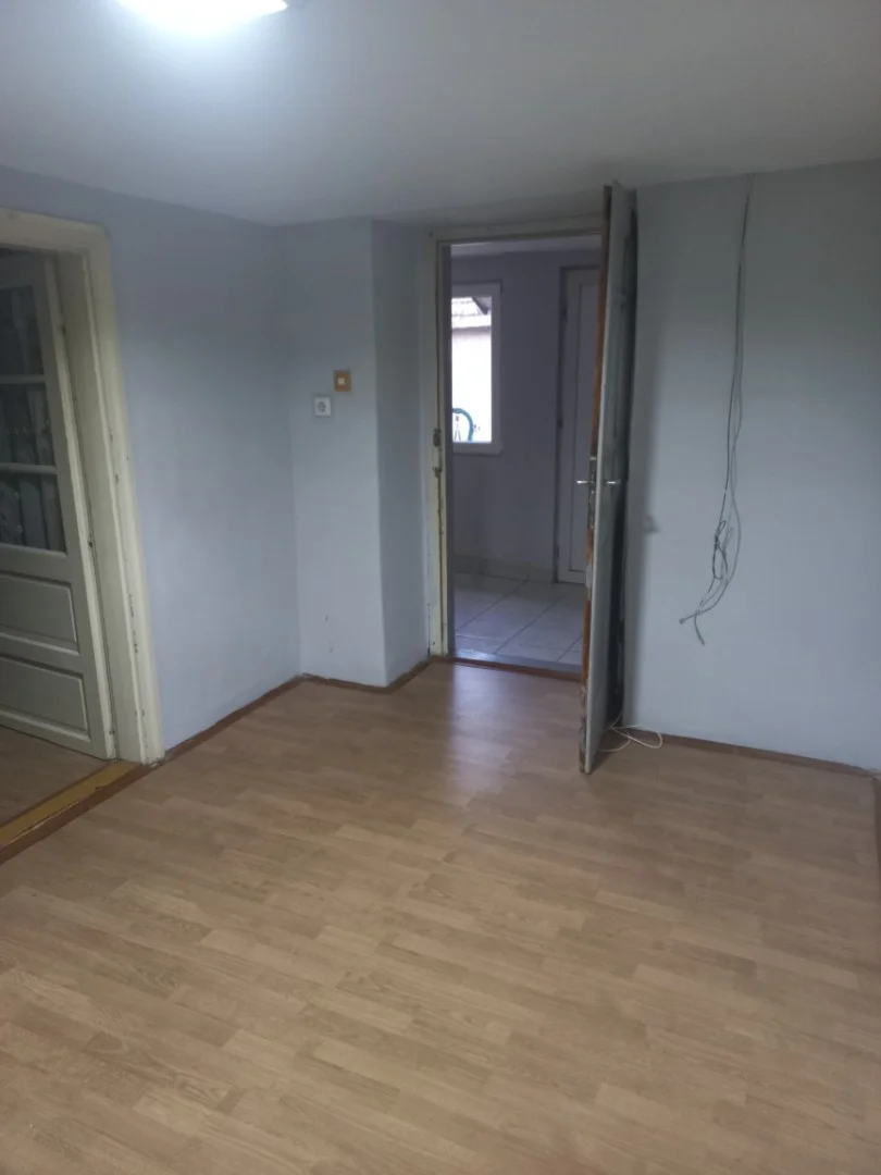 Eladó családi ház Jászfényszarun - Kép 7