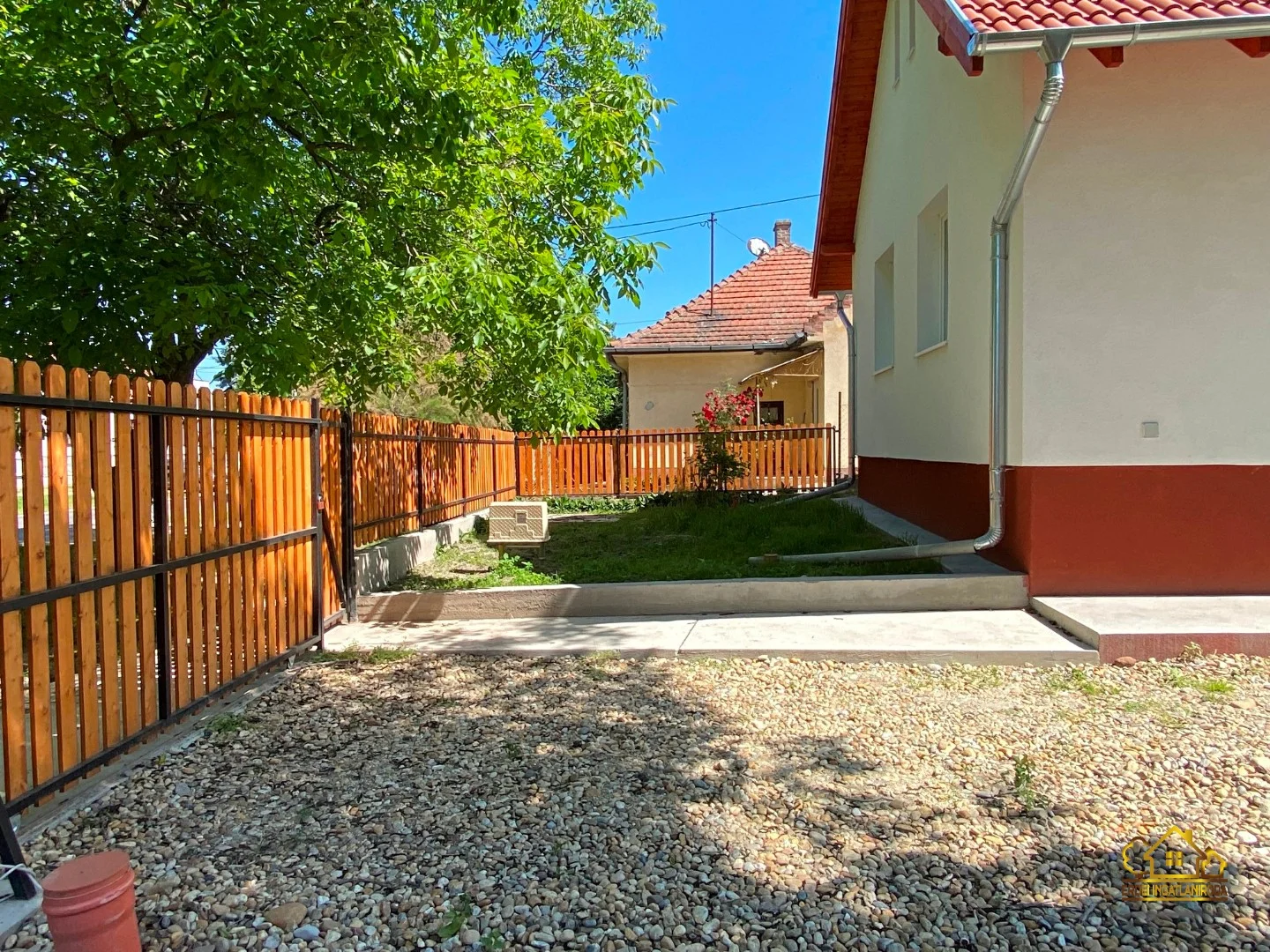 Eladó családi ház Szigetcsépen - Kép 16