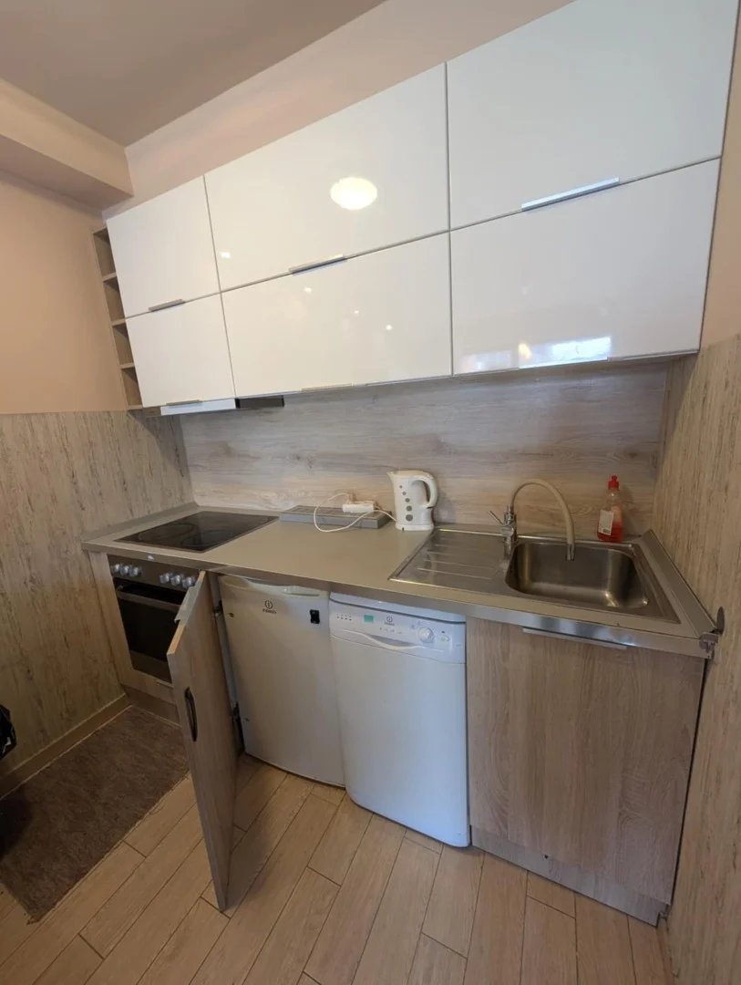 Eladó tégla lakás Pécsen - Kép 3