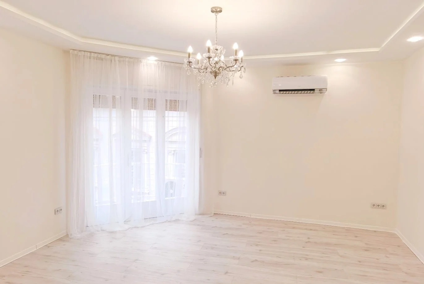 Eladó tégla lakás Pécsen - Kép 9