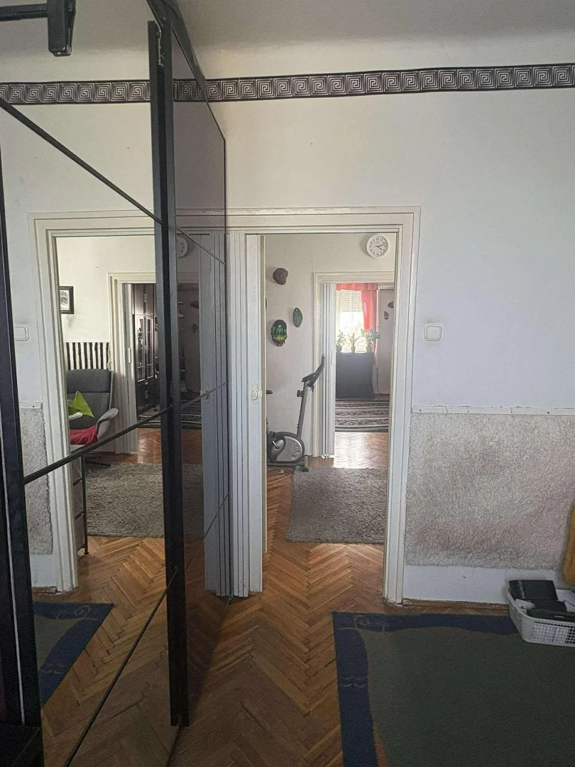 Eladó tégla lakás Szolnokon - Kép 9