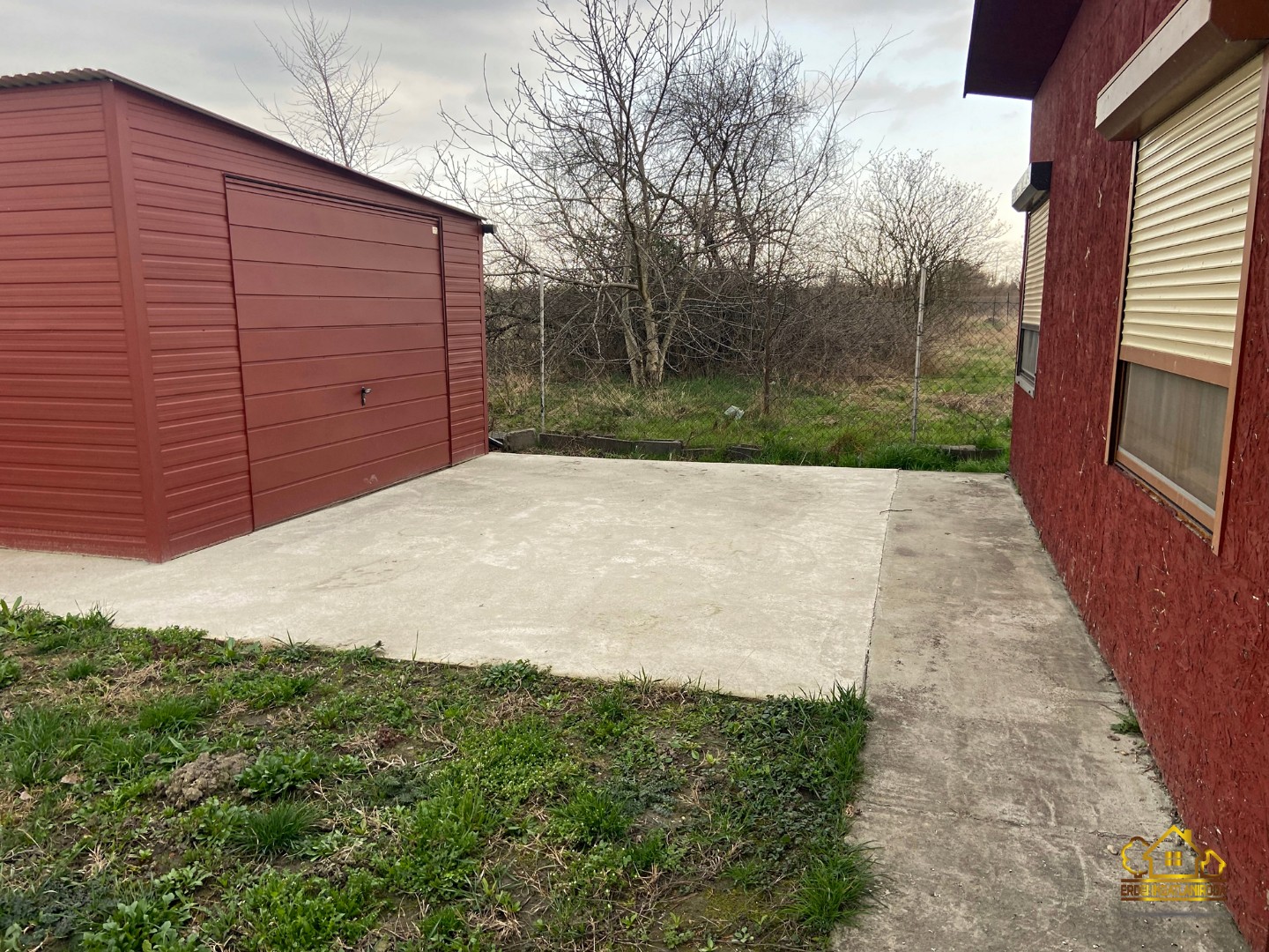 Eladó önálló nyaraló nyaraló / üdülő Szigetszentmiklóson - Kép 8