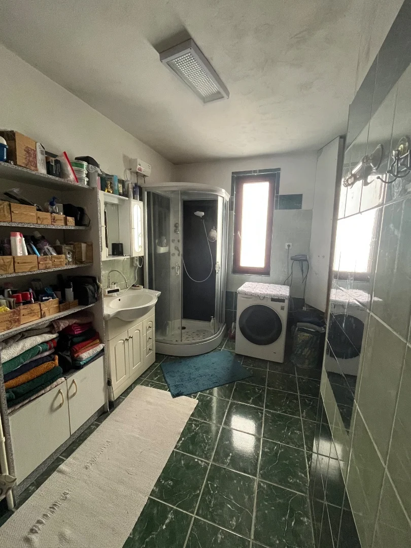 Eladó családi ház Cegléden - Kép 9