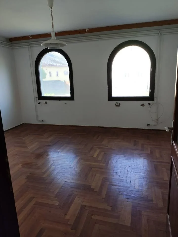 Eladó családi ház Tolnan - Kép 7