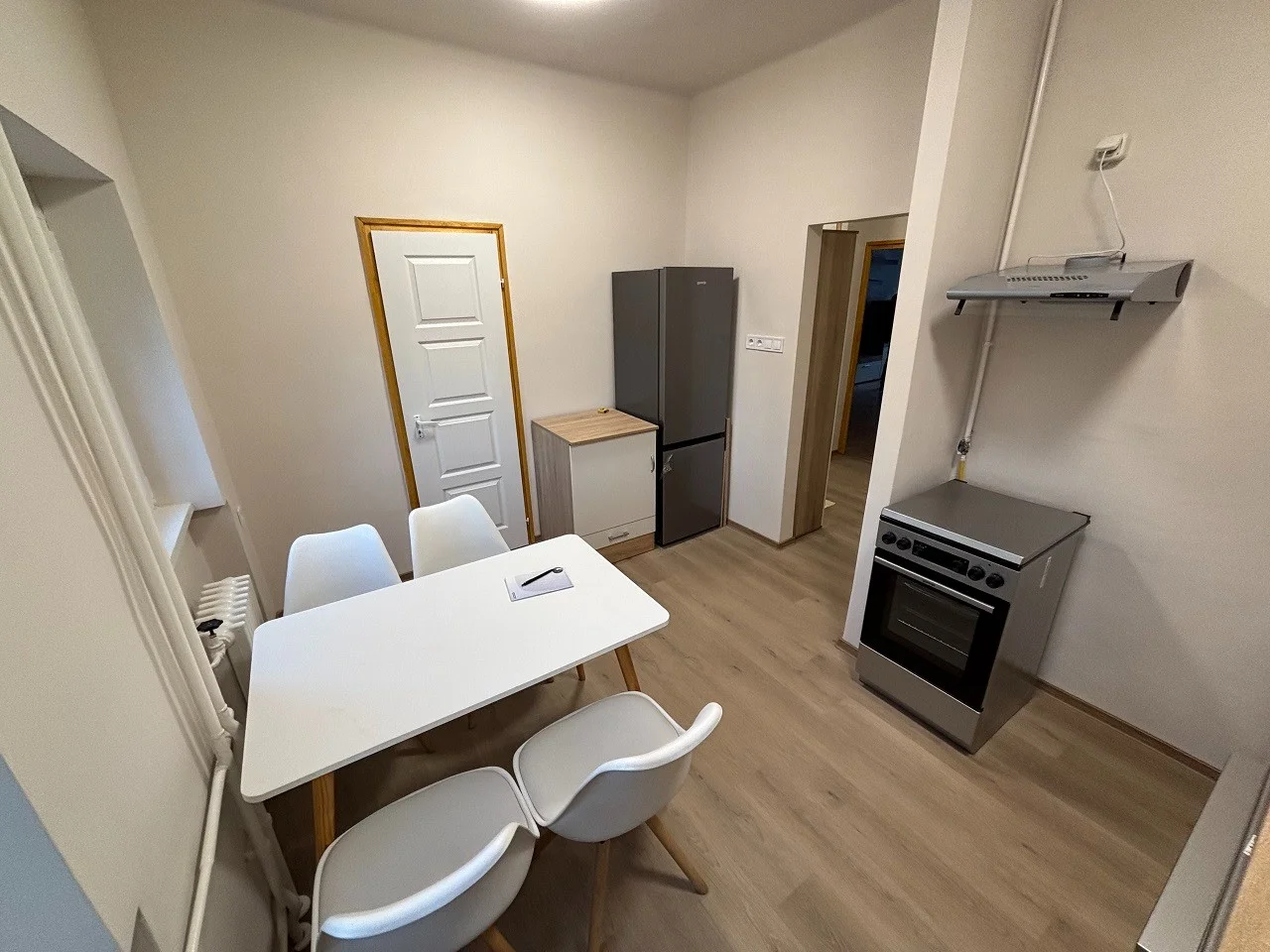 Kiadó tégla lakás Pécsen - Kép 3