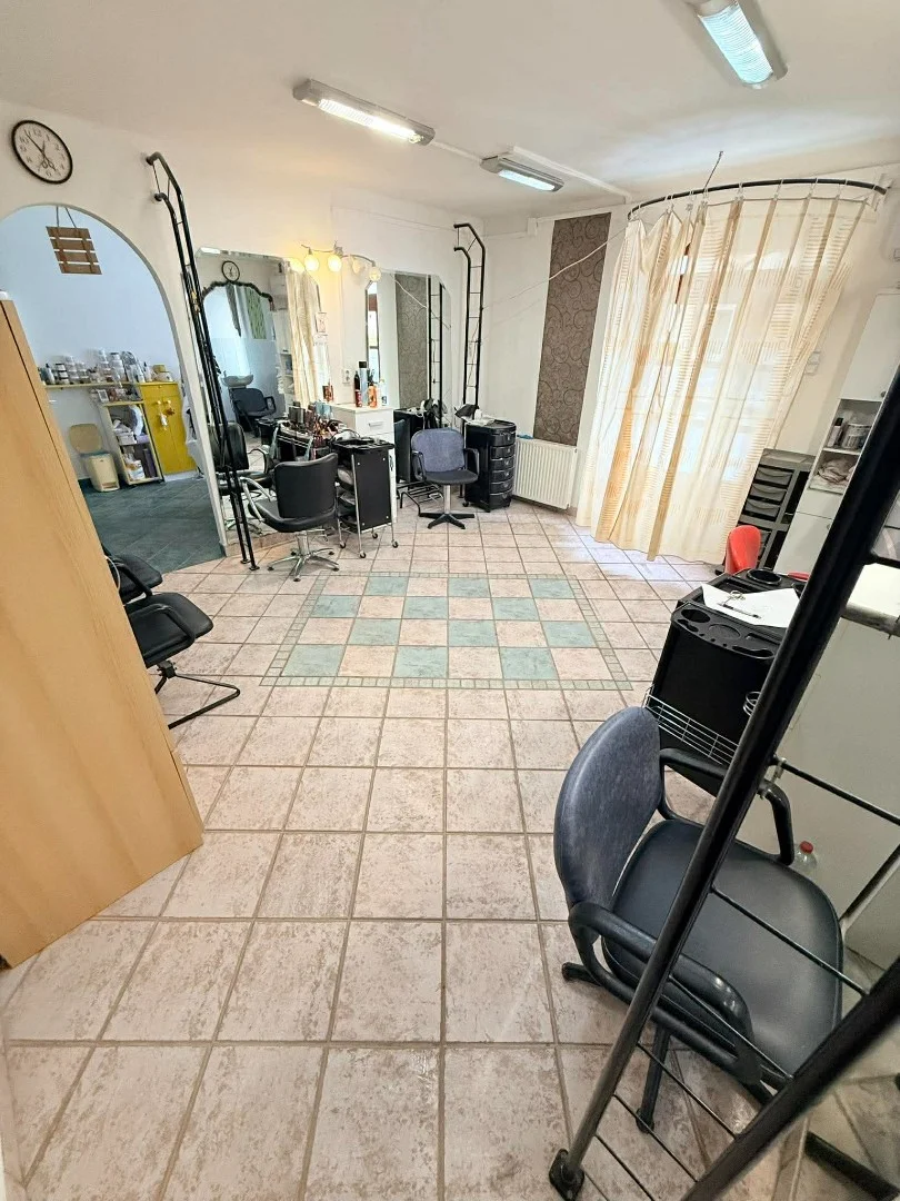 Eladó üzlet iroda / üzlet / kereskedelmi / szolgáltató Kazincbarcikan - Kép 7