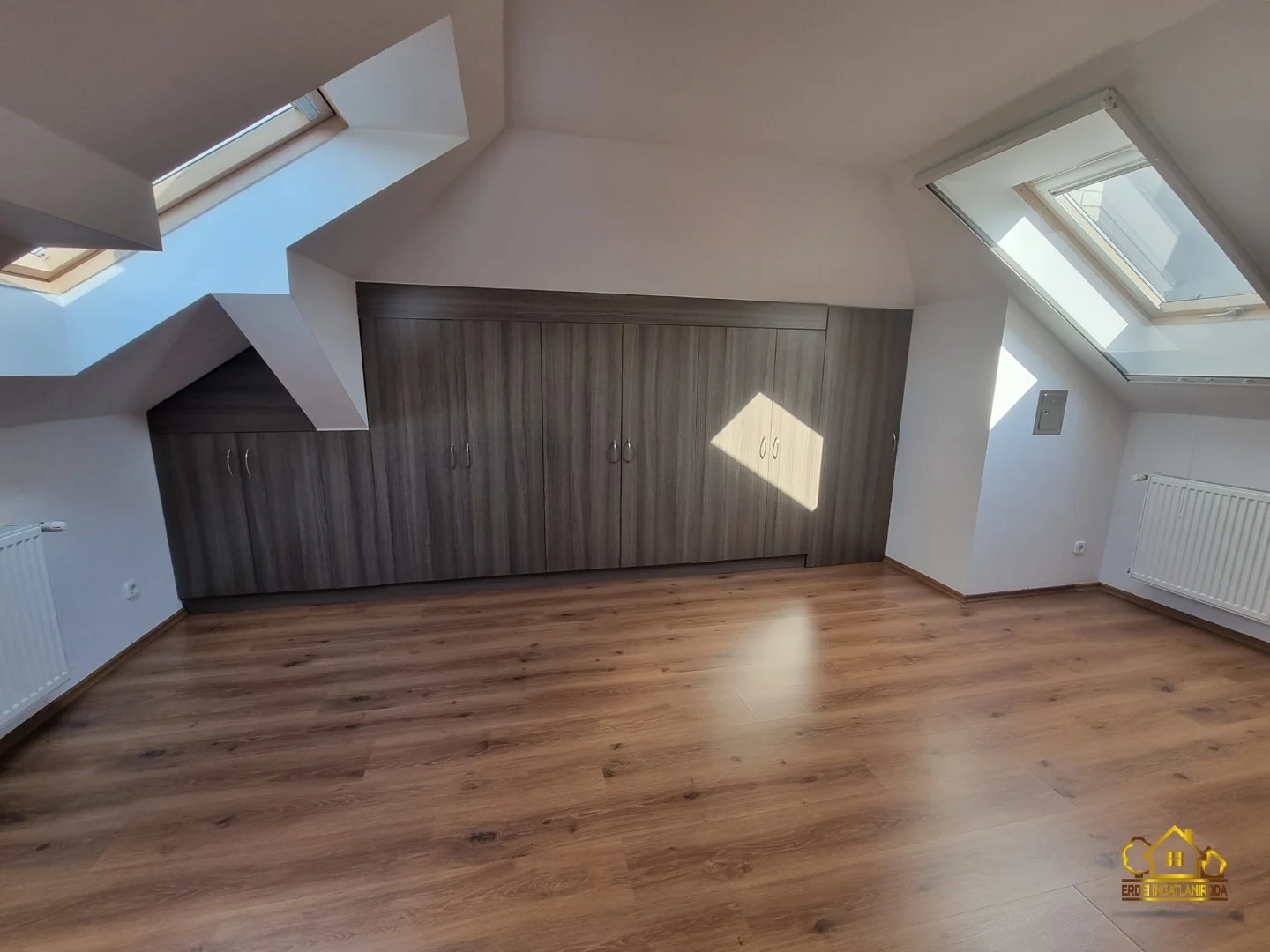 Eladó családi ház Tökölen - Kép 12