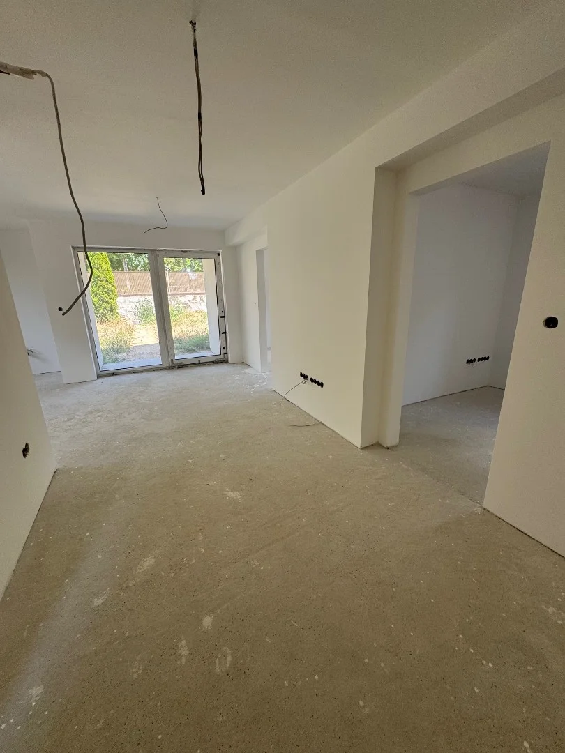 Eladó tégla lakás Pécsen - Kép 7