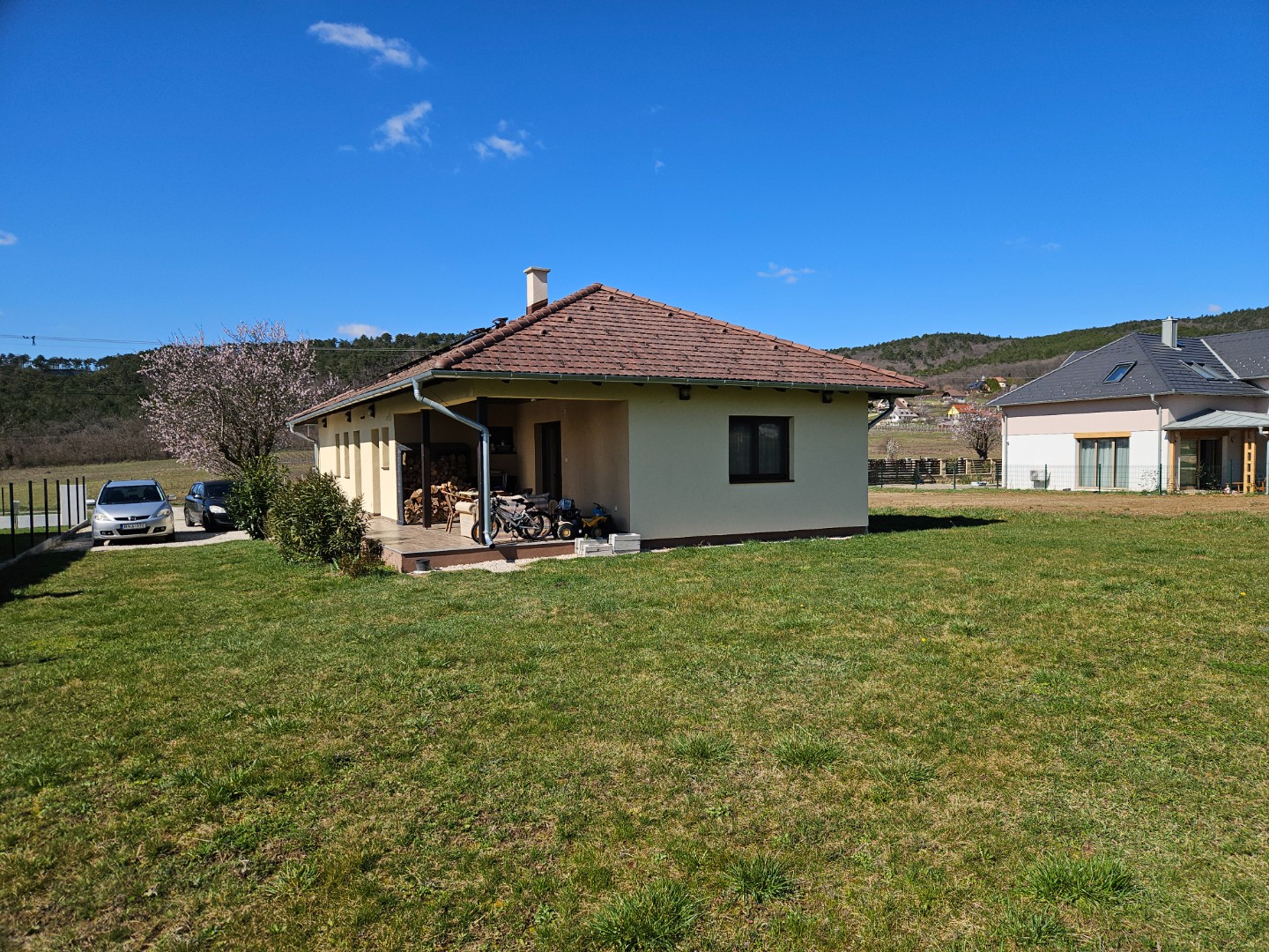 Eladó családi ház Balatongyöröken - Kép 3