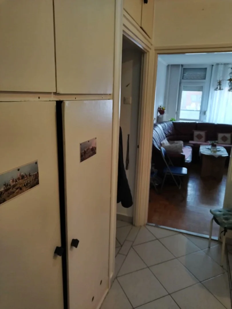 Eladó panel lakás Debrecenben - Kép 4