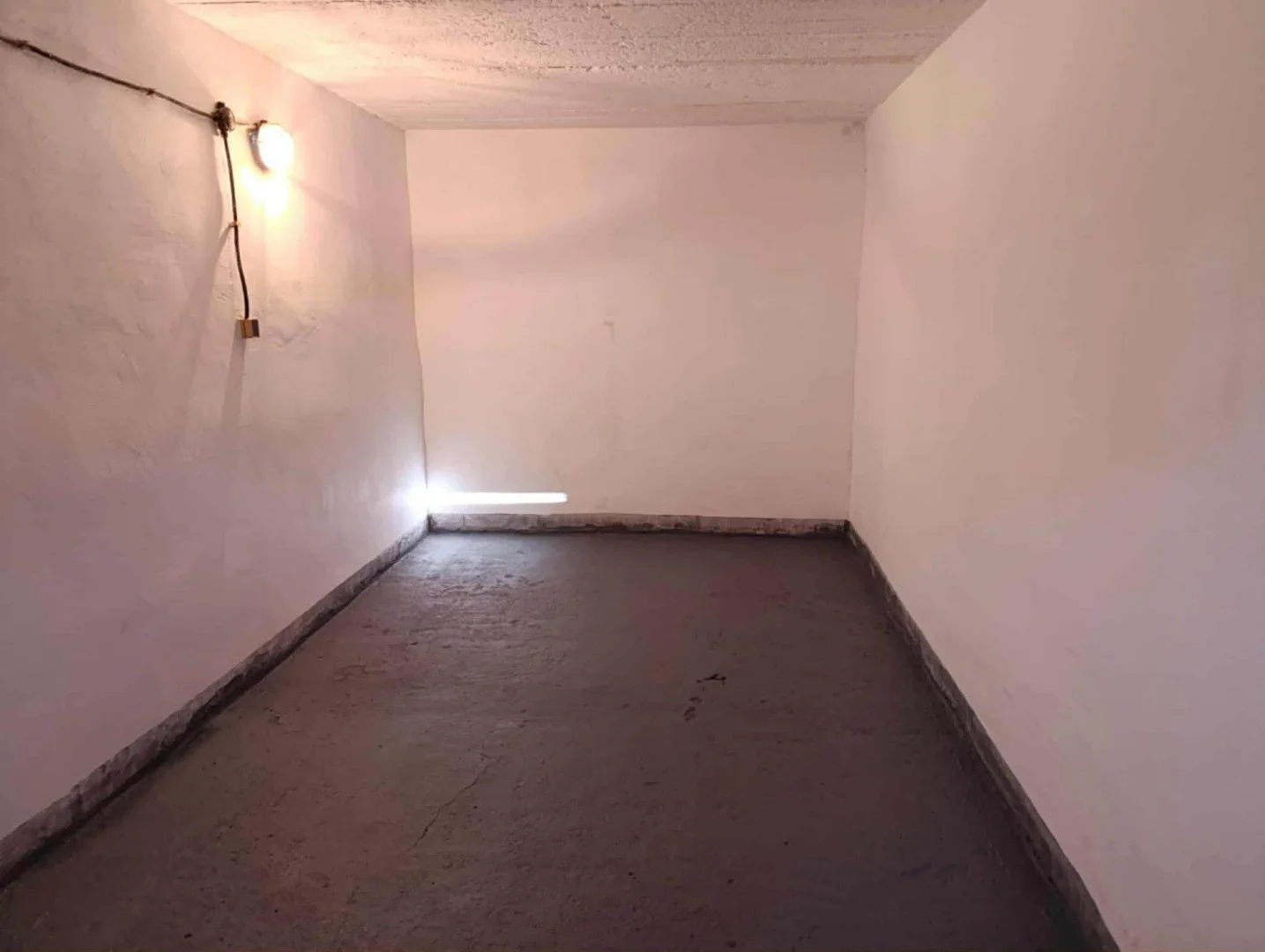 Eladó garázs garázs / beálló Kazincbarcikan - Kép 2