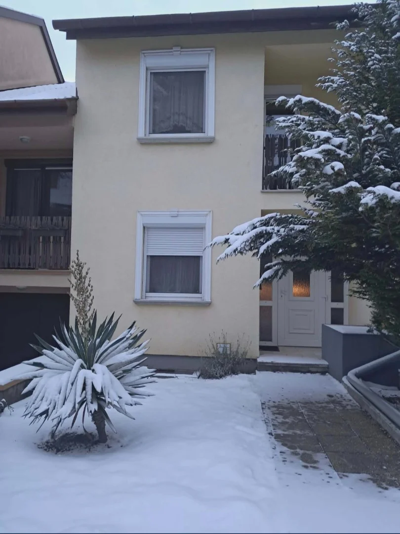 Eladó sorház Győrött