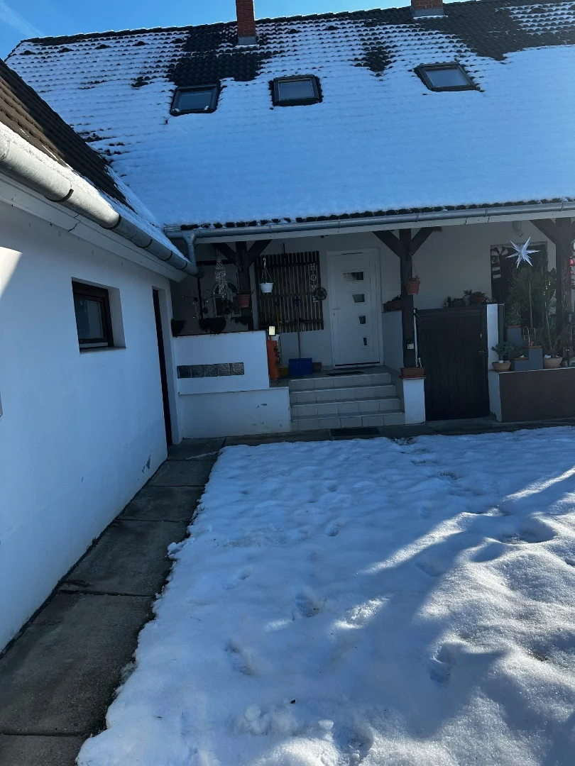 Eladó tégla lakás Pécsen - Kép 3