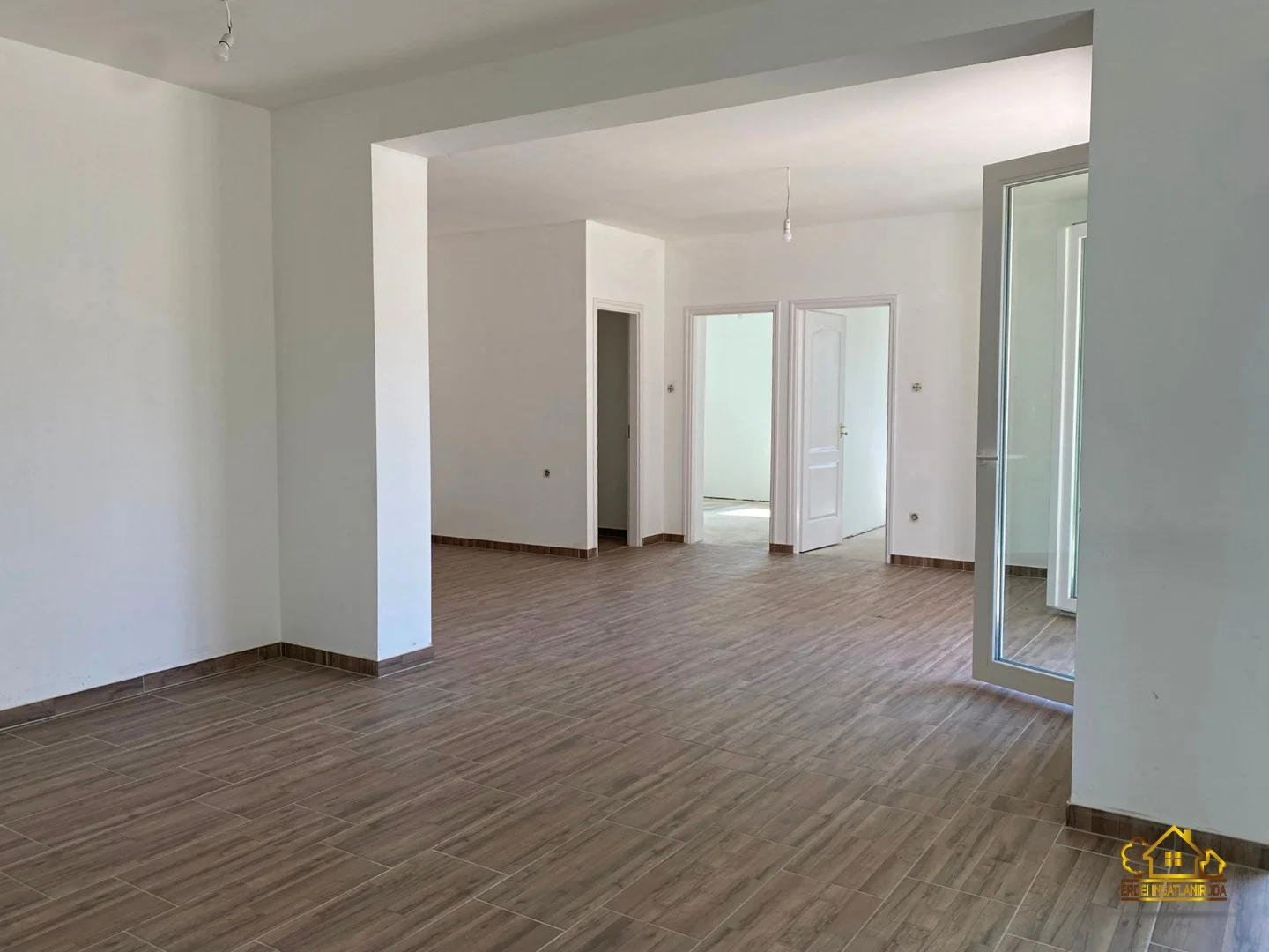 Eladó családi ház Szigetcsépen - Kép 5