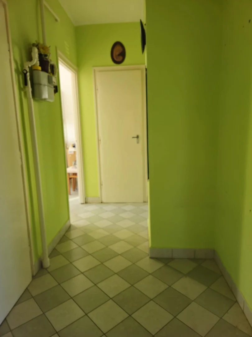 Eladó tégla lakás Veszprémben - Kép 4