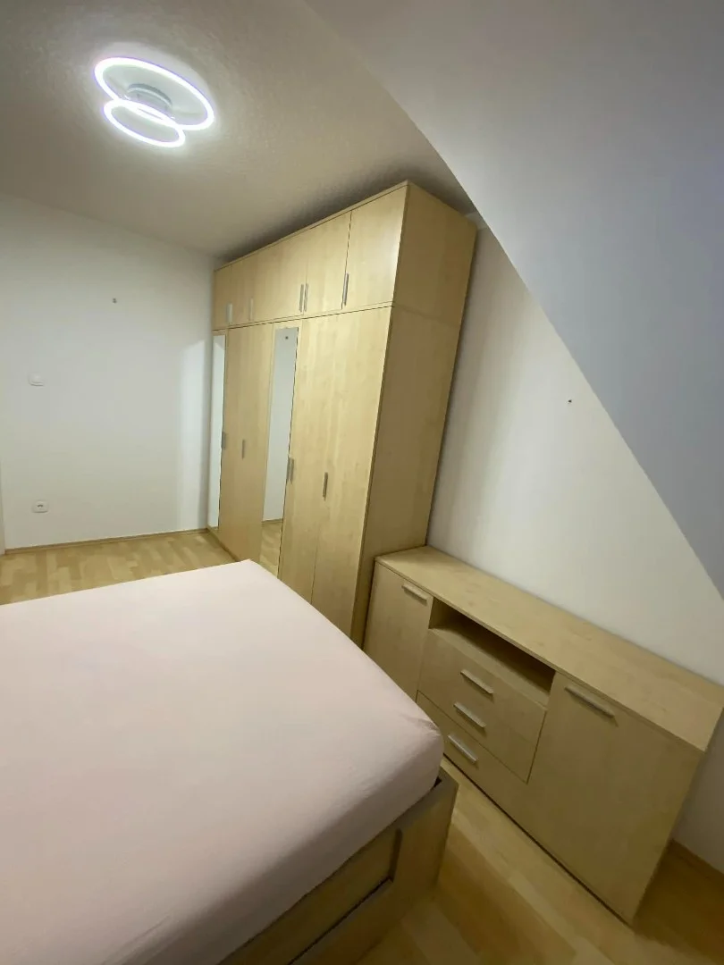 Kiadó tégla lakás Budapest 14. ker.en - Kép 10