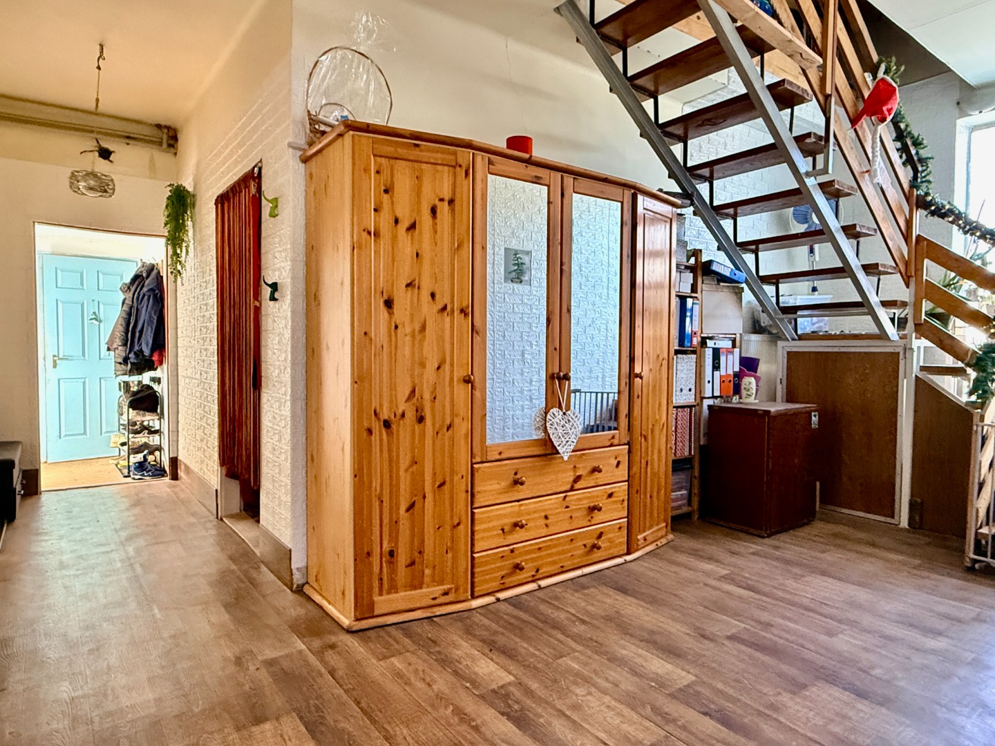 Eladó családi ház Szomódon - Kép 20