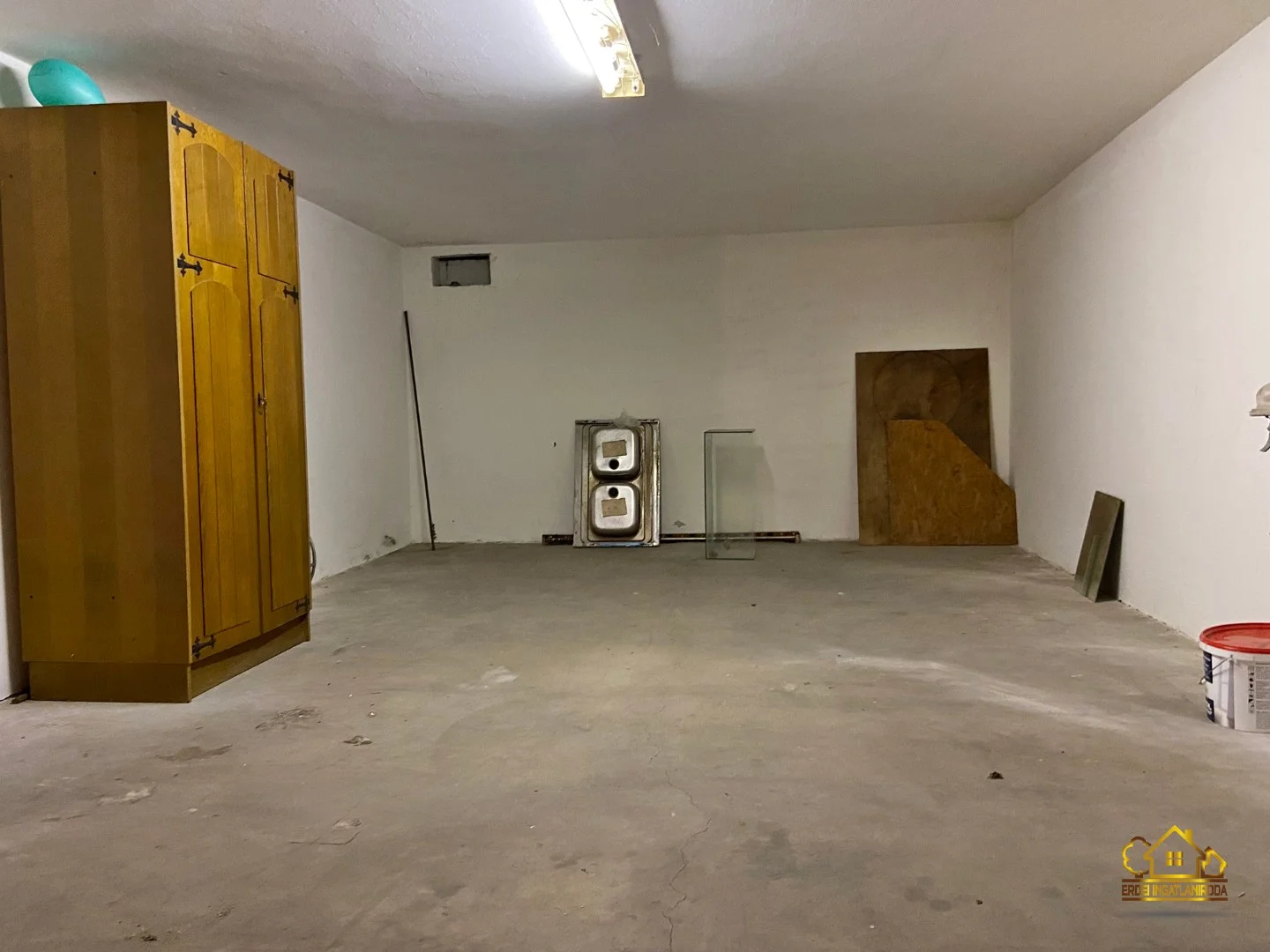 Kiadó üzlet iroda / üzlet / kereskedelmi / szolgáltató Szigethalomon - Kép 17