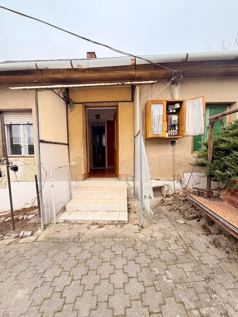 Eladó családi ház Csokvaományon - Kép 9