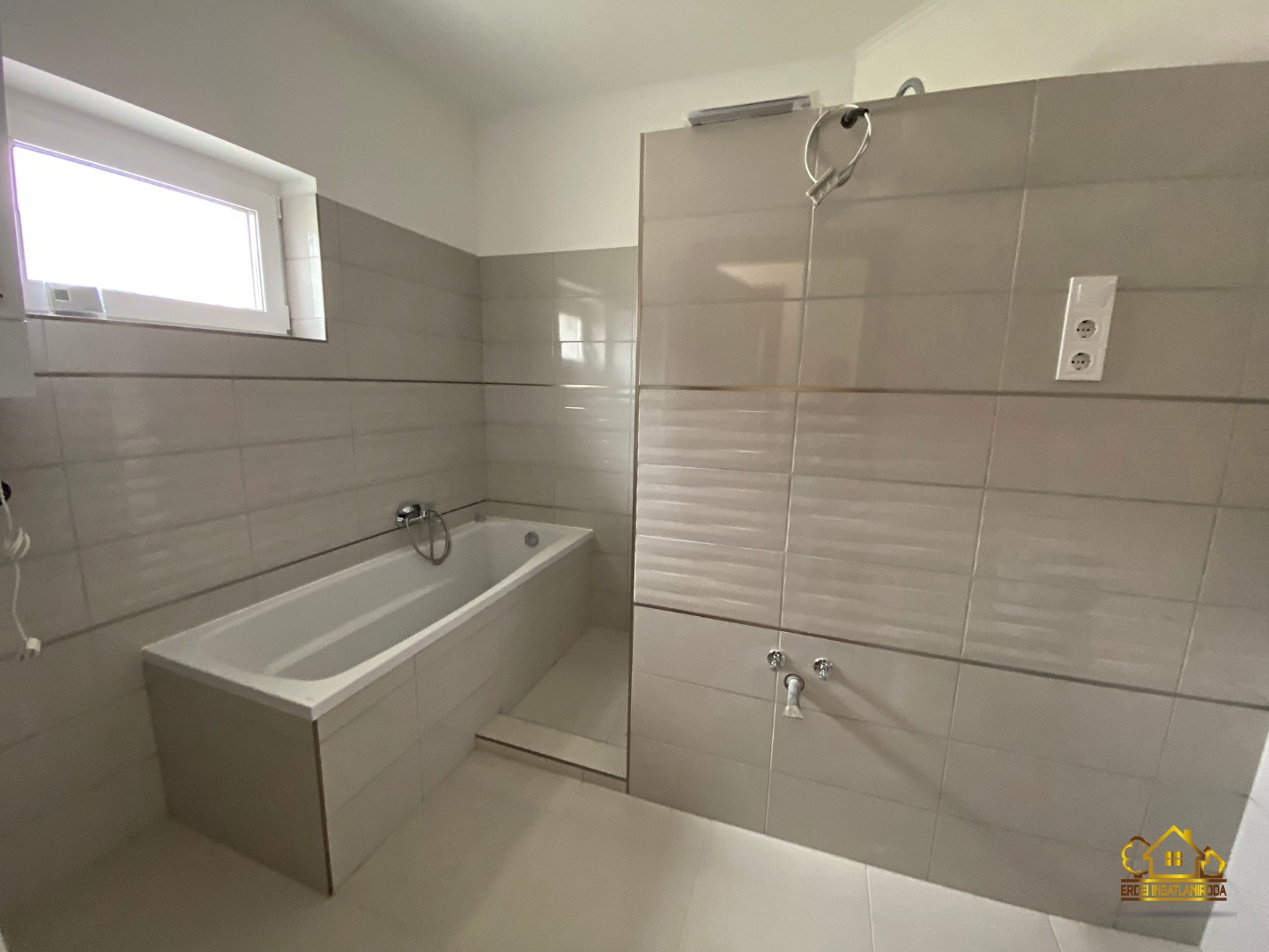 Eladó ikerház Dunavarsányon - Kép 10