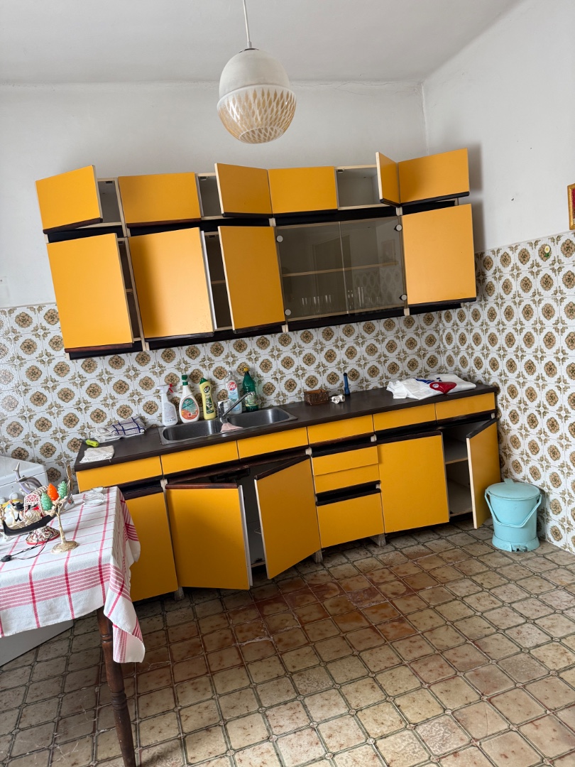 Eladó családi ház Székesfehérváron - Kép 5