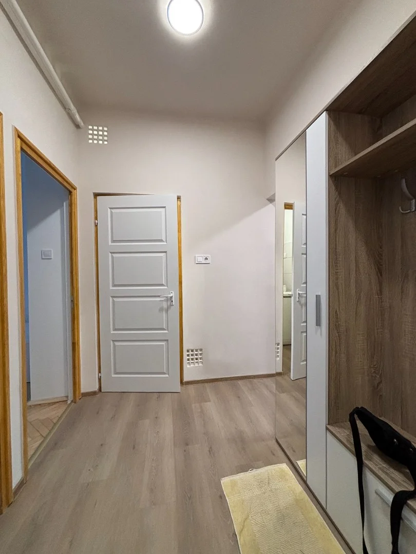 Kiadó tégla lakás Pécsen - Kép 16