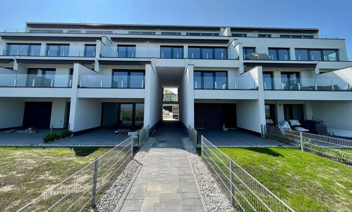 Eladó üdülőházas nyaraló / apartman nyaraló / üdülő Balatonszemesen - Kép 7