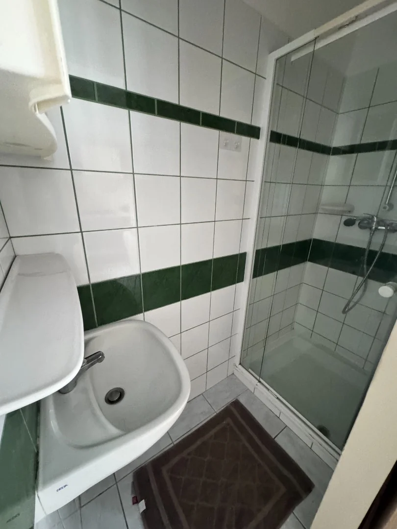 Kiadó tégla lakás Pécsen - Kép 6