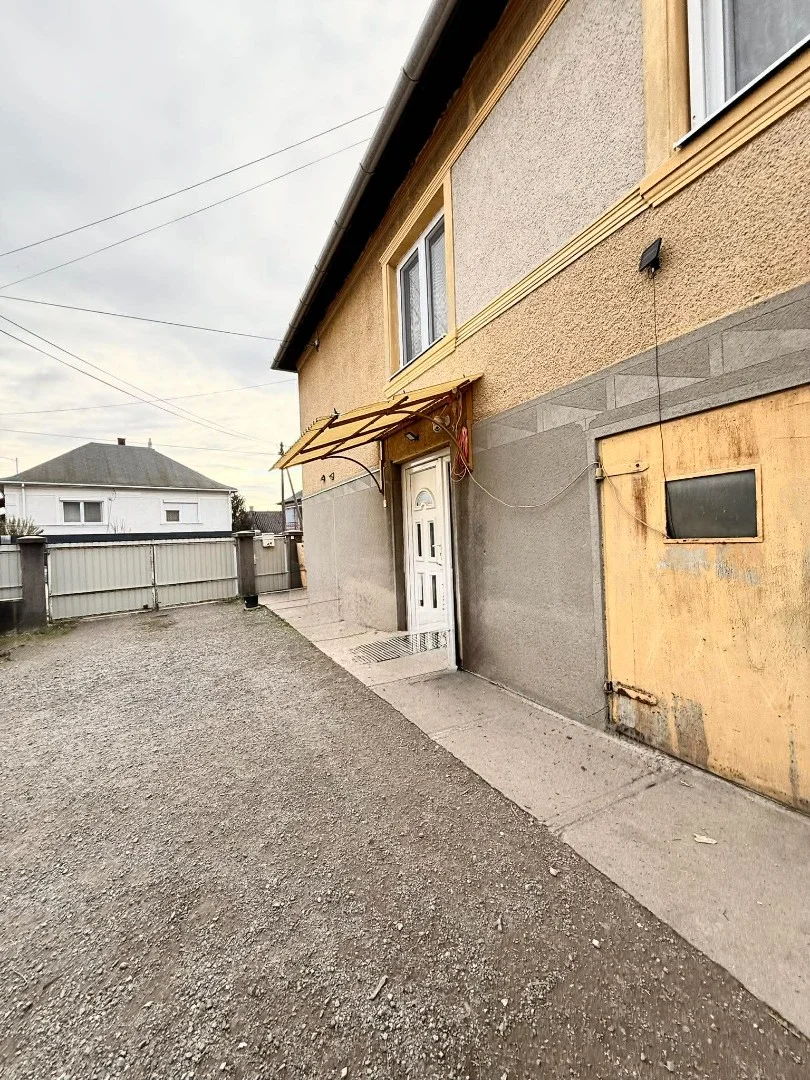 Eladó családi ház Sajókazan - Kép 19