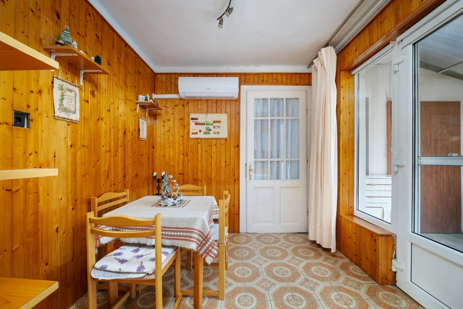 Eladó családi ház Esztergomban - Kép 7