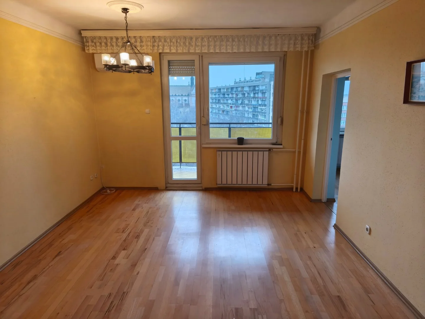 Eladó panel lakás Budapest 10. ker.en - Kép 2