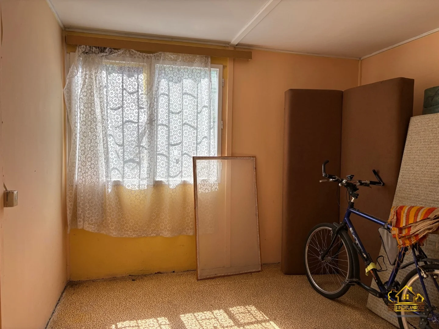 Eladó családi ház Diósjenőn - Kép 18