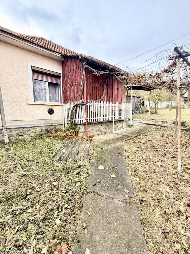 Eladó családi ház Tardonan - Kép 4