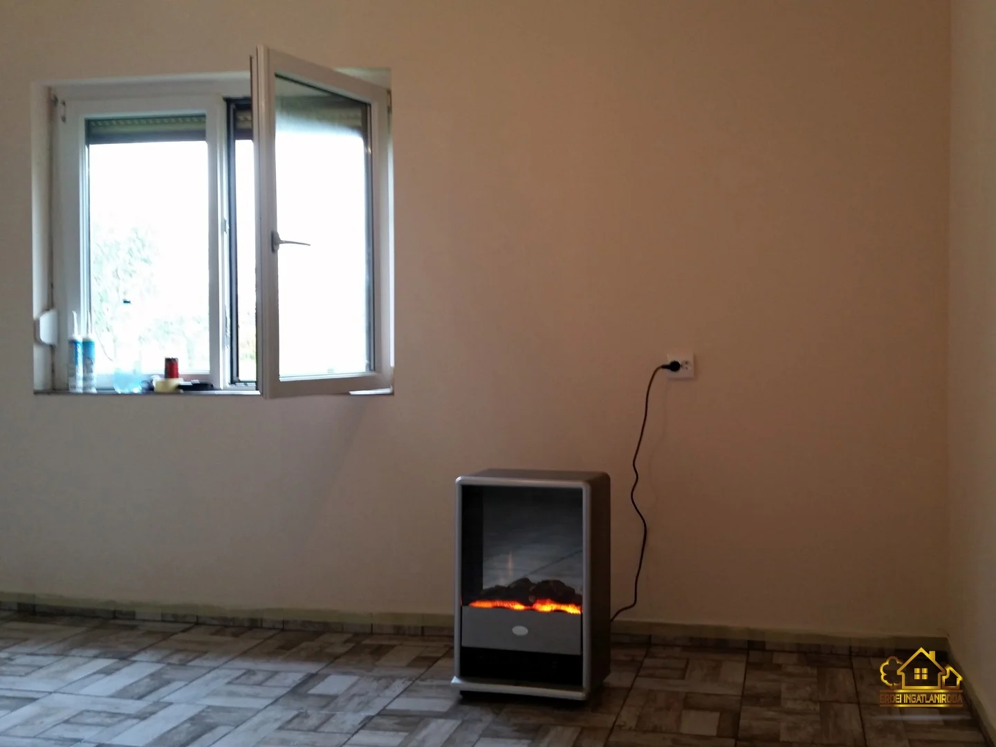 Eladó önálló nyaraló nyaraló / üdülő Szigetszentmiklóson - Kép 2