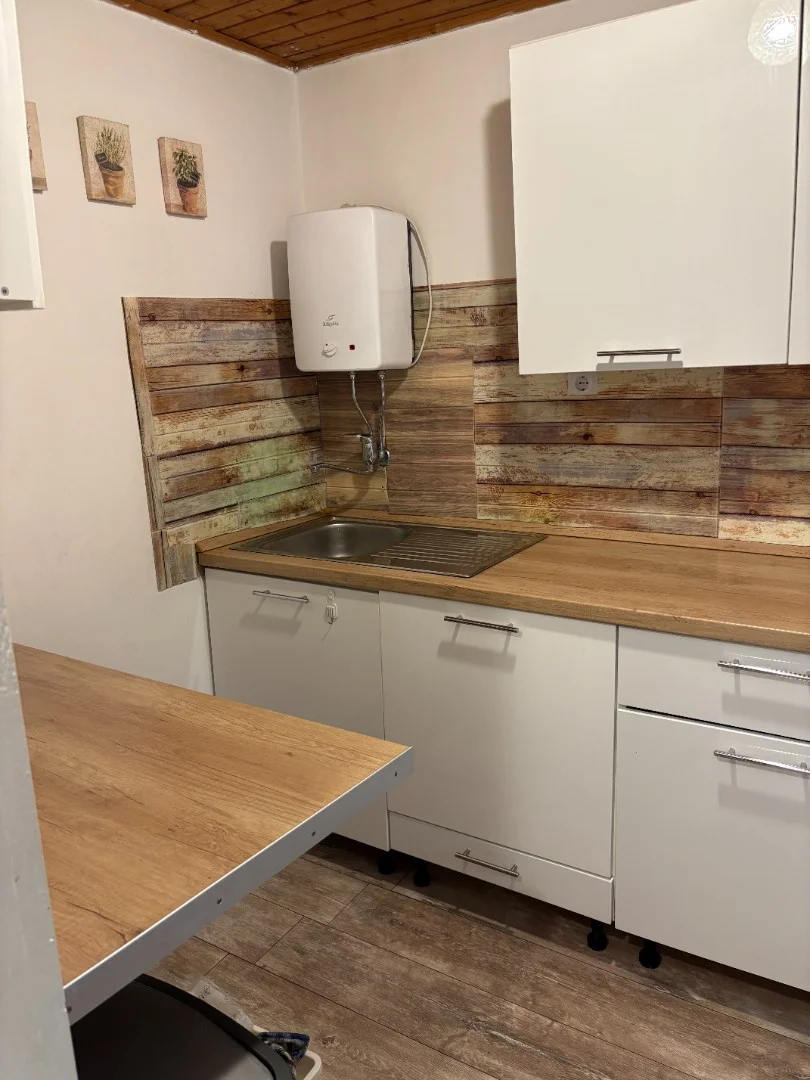 Eladó önálló nyaraló nyaraló / üdülő Gárdonyon - Kép 10