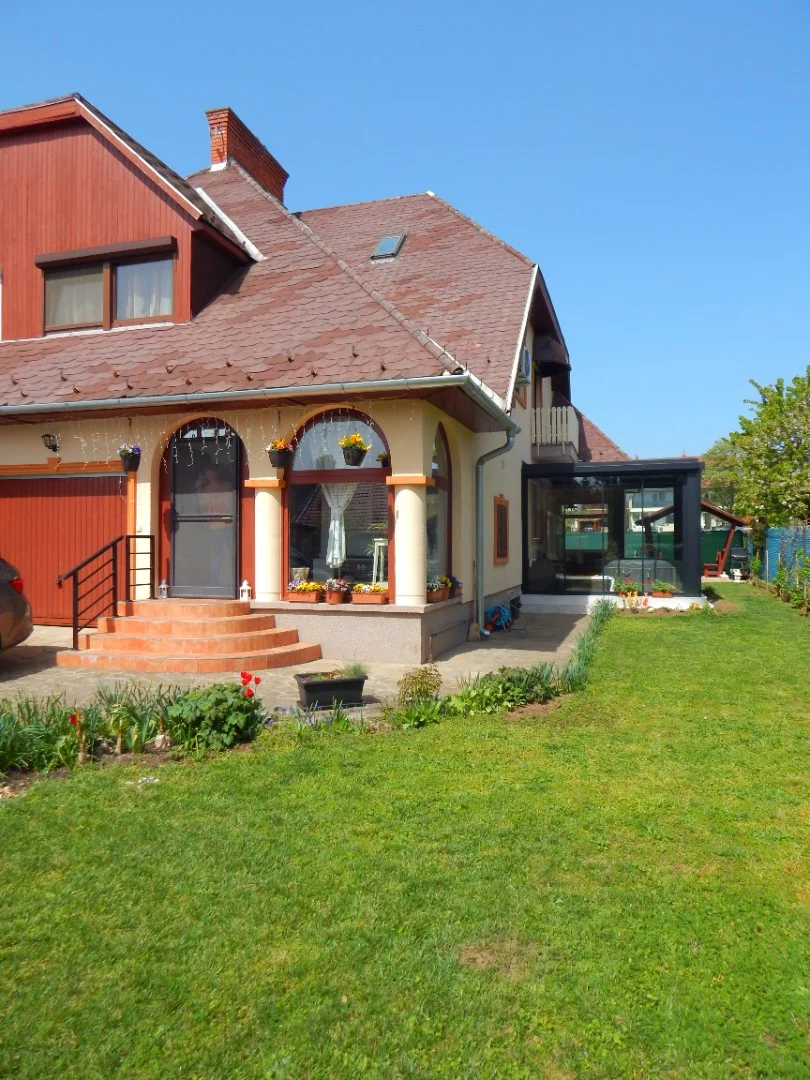 Eladó ikerház Vonyarcvashegyen